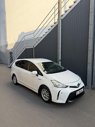 Toyota: Toyota Prius V: 2018 г., 1.8 л, Гибрид, Универсал — 4