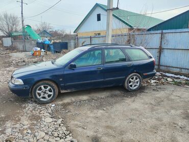 Volvo: Volvo V40: 1997 г., Автомат, Бензин, Универсал — 2