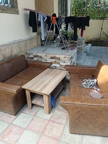 2 eded koja divan .200 ikisi satilir .Unvan Musviq &amp;Rumi E