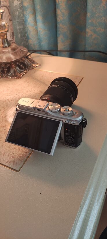 фотокамера canon powershot sx410 is black: Videokamera
qiymət 800 azn təp təzədi