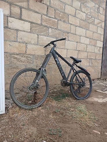 velosiped 28 type 1: Sürülmeyen velasipetdir her şey işlek 
qiymet 60 azn — 4