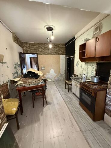 Köhnə tikili: Bakı, 3 otaqlı, Köhnə tikili, m. Həzi Aslanov, 82 kv. m — 9