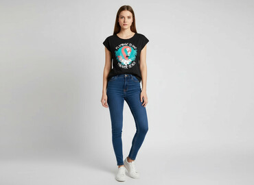 hello kitty ubrania do druku: Esmara, T-shirt damski, rozmiar S