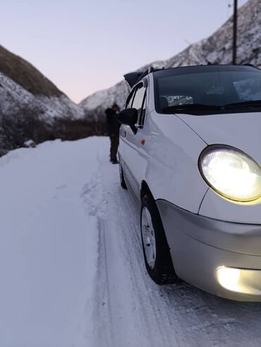 авенсис 1 8: Daewoo Matiz: 2001 г., 0.8 л, Механика, Бензин, Седан