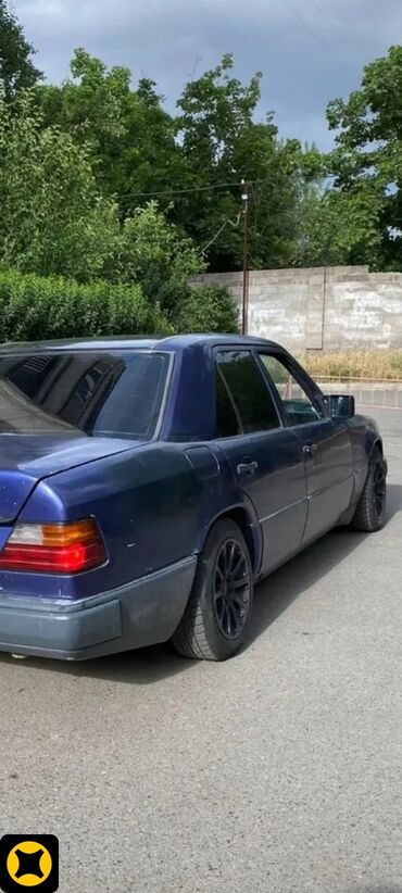 мерс лупарик белый: Mercedes-Benz W124: 1990 г., 2.3 л, Механика, Бензин, Седан