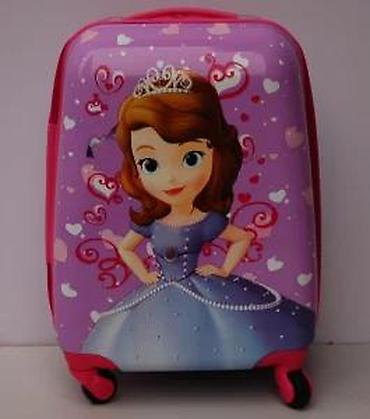 Rančevi, torbe i koferi: Dečiji kofer na točkiće sa motivom princeze Sofije. Kofer ima — 9