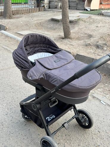 Коляски: Коляска, цвет - Черный, Б/у — 7