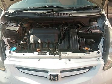 Honda: Honda Fit: 2003 г., 1.3 л, Автомат, Бензин, Хэтчбэк — 9