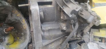 жак а4: Өткөргүч куту Механика Renault 2004 г., Колдонулган, Оригинал, France