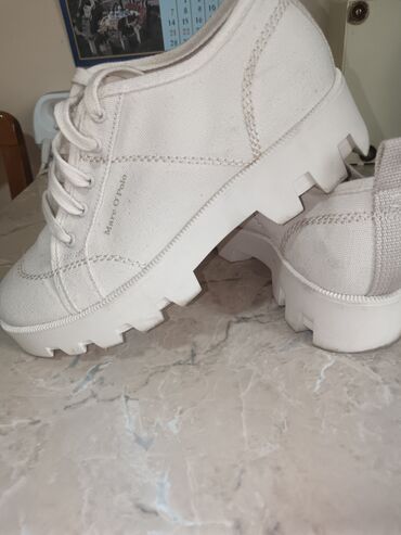 bele patike i odelo: Ankle boots, Marco, 38
