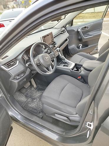 спидометр: Toyota RAV4 salonu və paneli - Model: Toyota RAV4 (son nəsil interyer — 5
