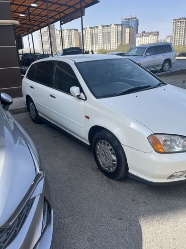 машинаы: Honda Avancier: 2001 г.