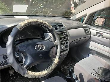 салквн тор: Toyota Avensis Verso: 2002 г., 2 л, Механика, Дизель, Минивэн — 2