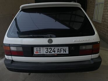 Volkswagen: Volkswagen Passat Variant: 1992 г., 1.8 л, Механика, Бензин, Универсал — 5