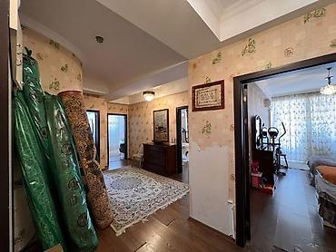 Квартиры: Баку, 3 комнаты, Вторичка, м. Нефтчиляр, 140 м² — 3