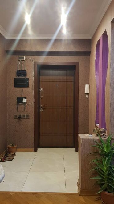 Yeni tikili: Bakıxanov qəs., 3 otaqlı, Yeni tikili, 71 kv. m — 3