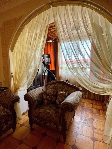 Köhnə tikili: Bakı, 3 otaqlı, Köhnə tikili, m. İçərişəhər, 76 kv. m — 3