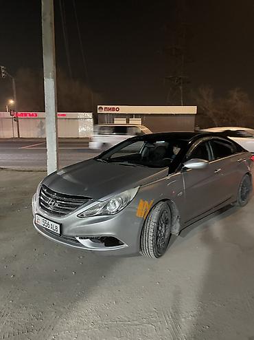 Hyundai: Hyundai Sonata: 2010 г., 2 л, Автомат, Газ, Седан — 7