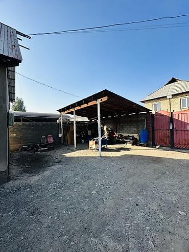 военно антоновка восст: 3 комнаты, 50 м², Бишкек, Азамат авторынок Собственник — 2