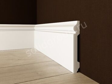 книжный шкаф офисный: Напольный плинтус белый, высокий, с классическим профилем - Материал