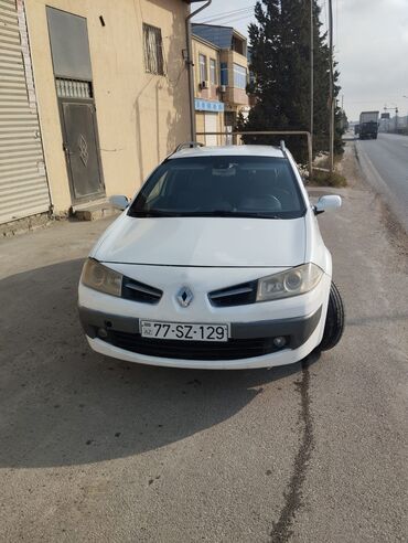 arx açan: Renault Megane: 1.5 l | 2008 il 2800 km Sedan