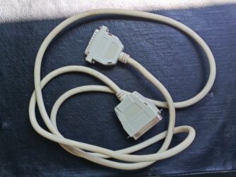 Masaüstü kompüterlər və iş stansiyaları: Köhnə Sony komputer və hissələri. sistem bloku, disketler, kalonka — 23