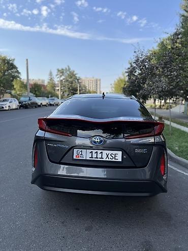 saf: Toyota Prius: 2018 г., 1.8 л, Автомат, Гибрид, Хэтчбэк — 4