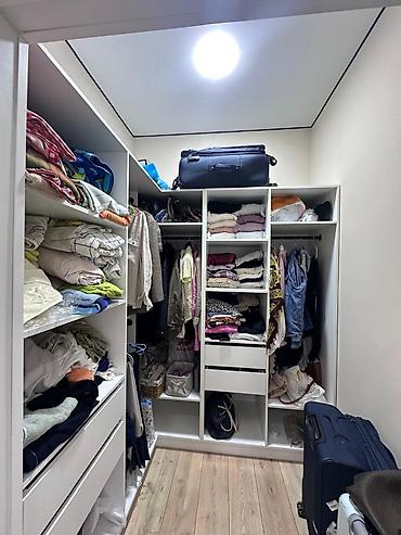 Үйлөр: 4 бөлмө, 250 м², 4 соток, Бишкек, Көк-Жар ж/м Кыймылсыз мүлк агенттиги — 4