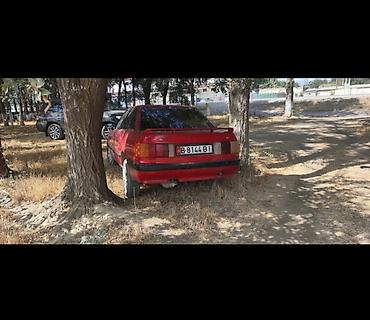 Audi: Audi 80: 1987 г., 1.8 л, Механика, Бензин, Седан — 6