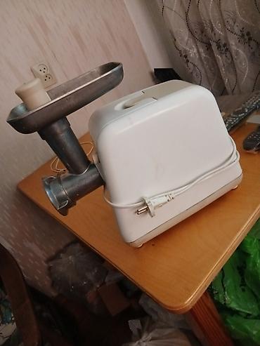 tefal cay: Tefal.---------------
Ətçəkən,maşın.
İşləmir — 2