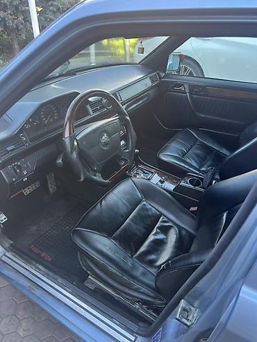 bmw z4 2019: Mercedes-Benz E-Class: 1994 г., 3.2 л, Автомат, Газ, Седан — 8
