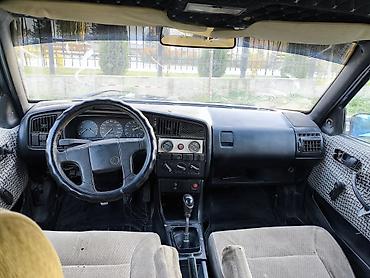 продо: Volkswagen Passat: 1988 г., 1.6 л, Механика, Бензин, Универсал — 8