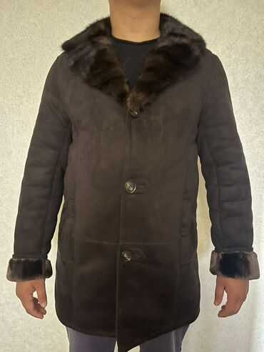 съемный меховой воротник на пальто: Дубленка зимняя. воротник, рукава - Норка. состояние отличное. одевали