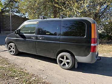 салквн тор: Honda Stepwgn: 2001 г., Минивэн — 3