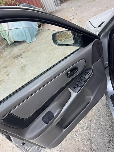 mazda старушка: Mazda 626: 1997 г., 1.8 л, Механика, Газ, Седан — 6