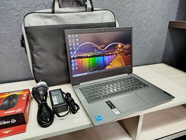 услуги фотошопа: Ноутбук, Lenovo, 8 ГБ ОЗУ, Intel Core i3, 14 ", Для работы, учебы, память SSD
