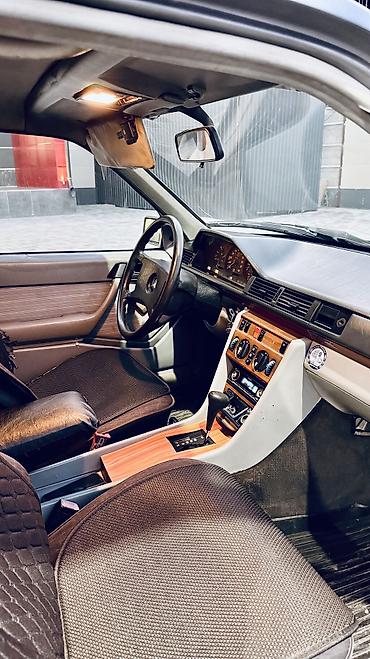 замок 124: Mercedes-Benz W124: 1988 г., 2.6 л, Автомат, Бензин, Седан — 8