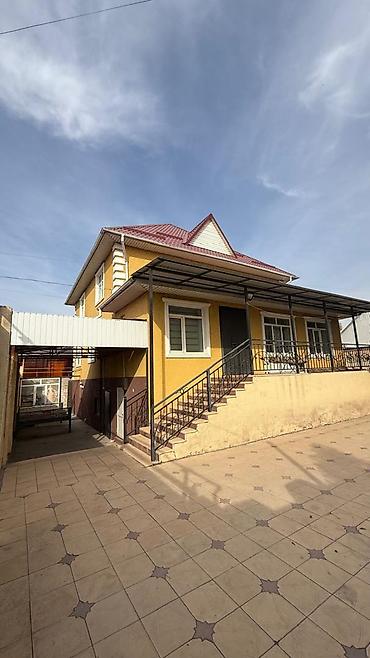 Долгосрочная аренда домов: 220 м², 5 комнат — 1