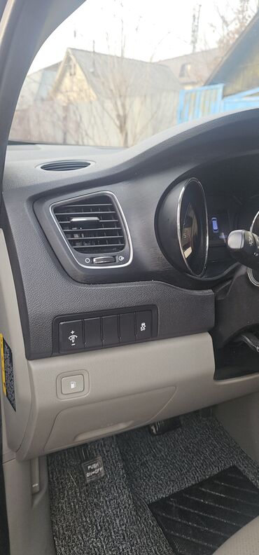 Kia: Kia Carnival: 2019 г., 2.2 л, Автомат, Дизель, Минивэн — 9