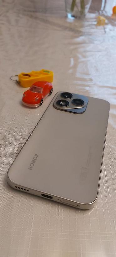 Honor: Honor 400 Lite, 256 GB, rəng - Gümüşü, Sensor — 4
