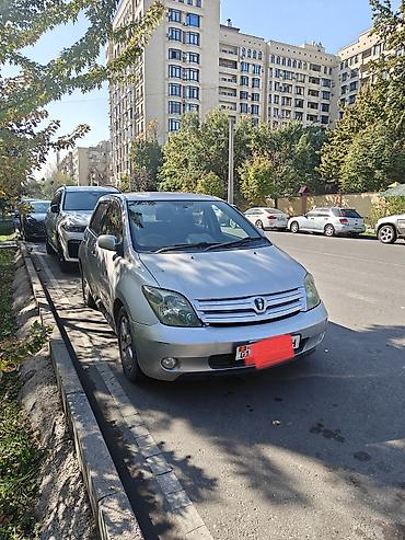 Toyota: Toyota Ist: 2003 г., 1.5 л, Автомат, Бензин, Хэтчбэк — 3