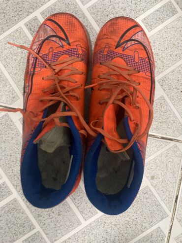 Butslar: Butslar Nike, Ölçü: 40, İşlənmiş