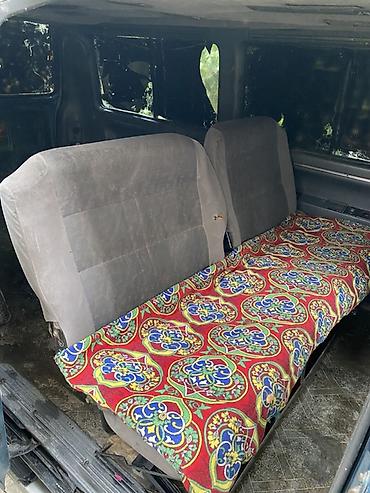 bis vip: Ssangyong Istana: 1996 г., 2.9 л, Механика, Дизель, Бус — 7
