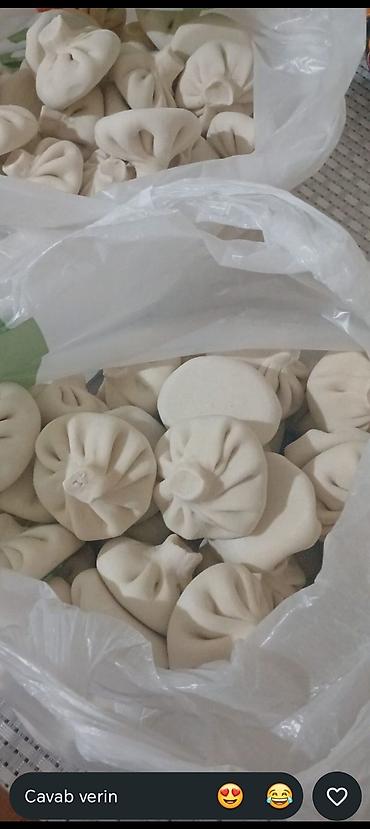 donuz salasi: Ev şəraitində hazırlanmış, xırda ölçülü ev mantısı/pelmeni. - Xəmir — 2