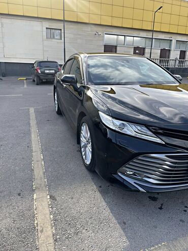 порше панамера: Toyota Camry: 2019 г., 2.5 л, Автомат, Бензин, Седан