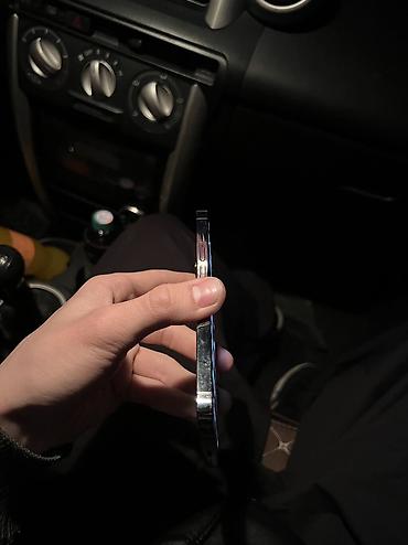 Apple iPhone: IPhone 13 Pro, Б/у, 128 ГБ, Черный, Чехол, Коробка, 77 % — 9