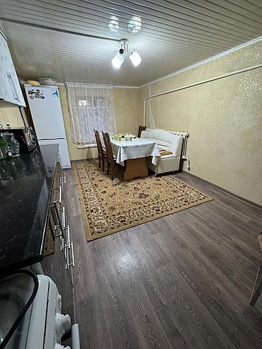 Продажа полдома: Продается дом в г. Нарын, со всеми условиями, с мебелью и с бытовой at lalafo.kg — 8 Продажа полдома: Продается дом в г. Нарын, со всеми условиями, с мебелью и с бытовой — 8