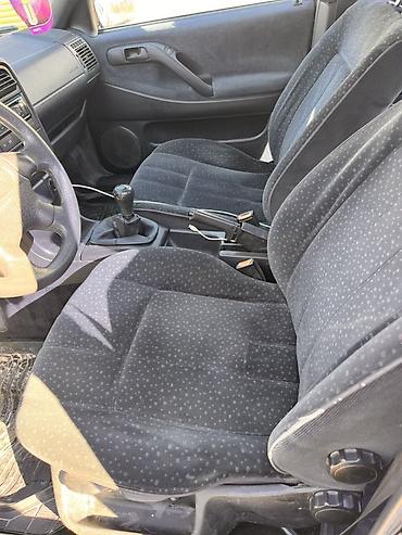 Volkswagen: Volkswagen Passat: 1995 г., 1.8 л, Механика, Бензин, Седан — 5