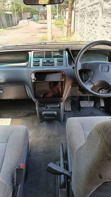 Honda: Honda Shuttle: 1995 г., 2.2 л, Автомат, Бензин, Универсал — 6