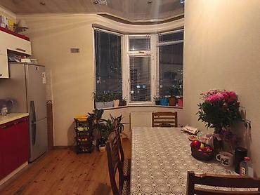 Mənzillər: Xanım otaq yoldaşı axtarılır. Ayrıca otaq verilir. Əhmədli metrosuna — 3